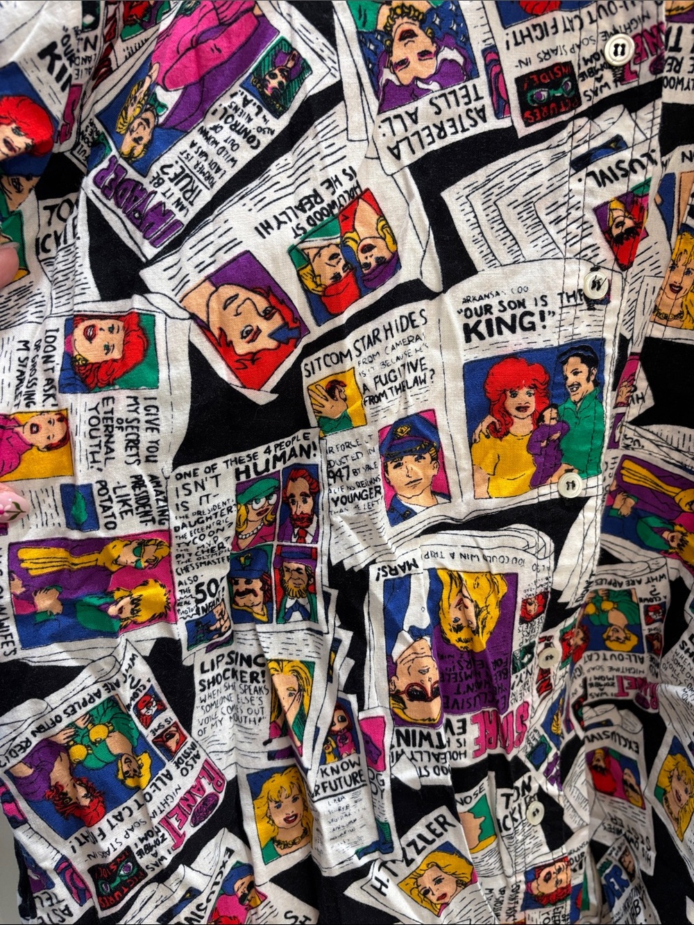 Vintage Short-Sleeve Graphic Comic Print Shirt - Multicolor